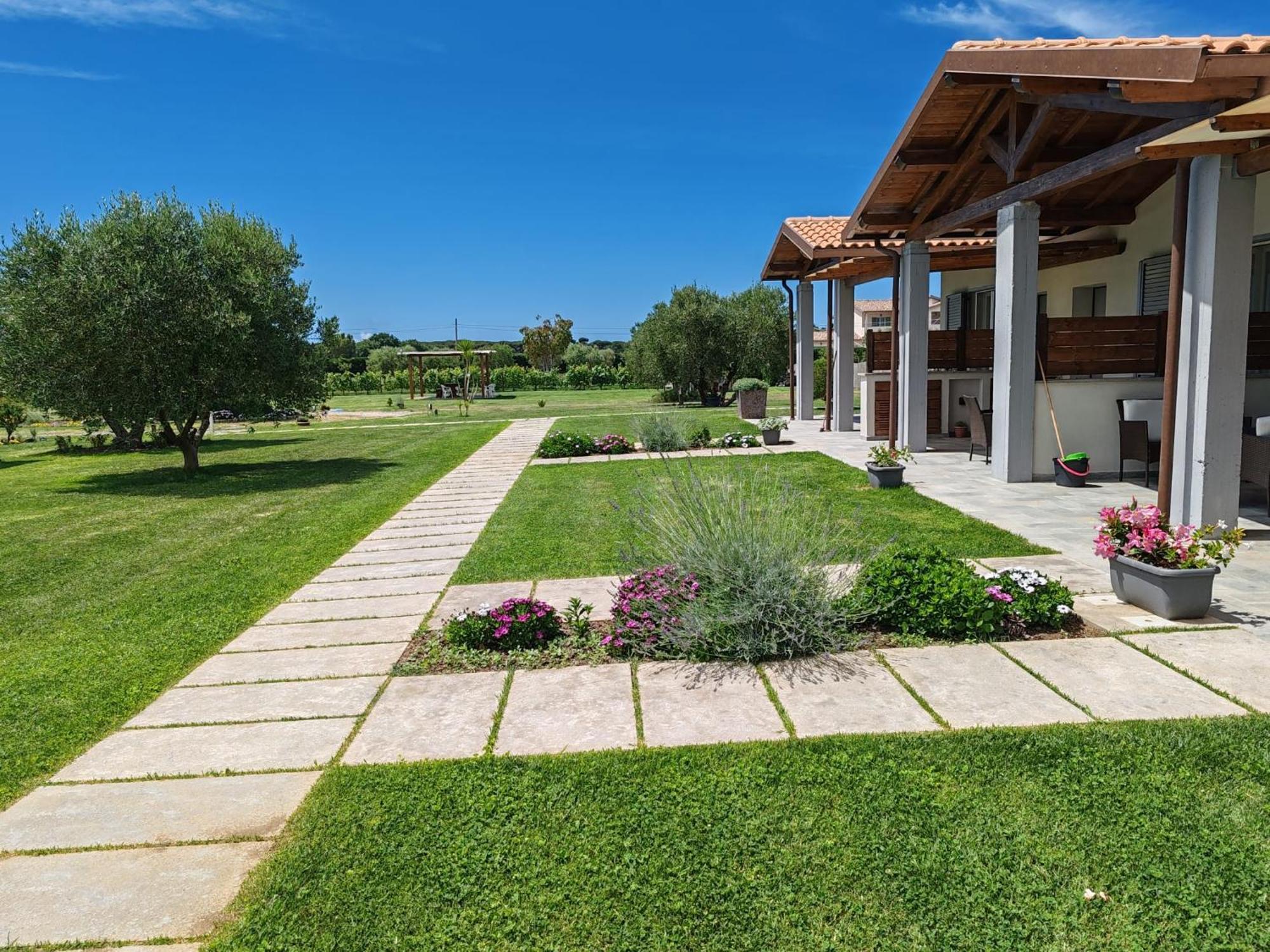 מרינה די גרוסטו Residence La Pace - Pool & Relax מראה חיצוני תמונה